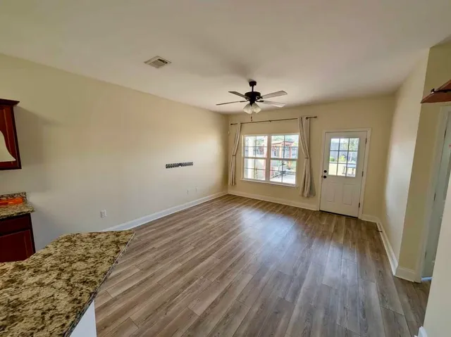 $2,200 | 204 B Spencer Place, Niceville, FL 32578