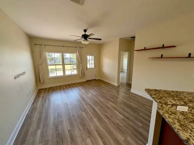 $2,200 | 204 B Spencer Place, Niceville, FL 32578