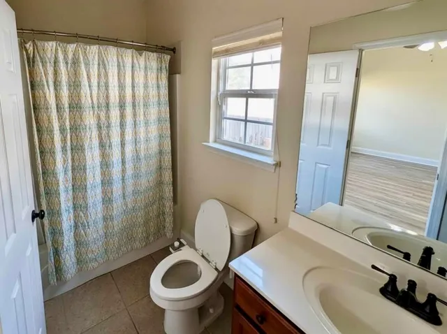 $2,200 | 204 B Spencer Place, Niceville, FL 32578