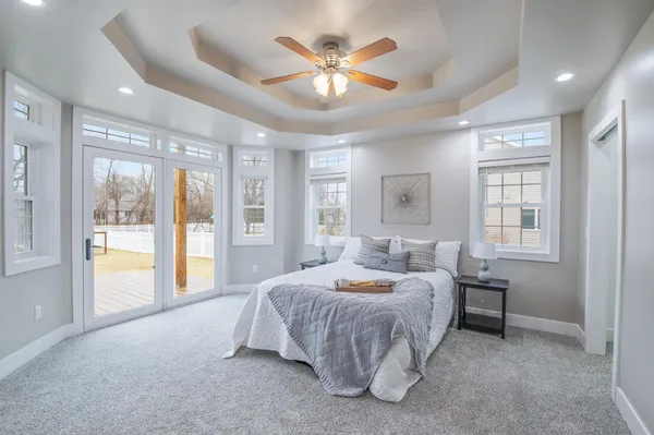 $799,900 | 657 Black Earth Drive, De Pere, WI 54115