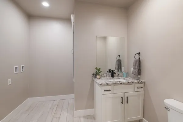 $799,900 | 657 Black Earth Drive, De Pere, WI 54115