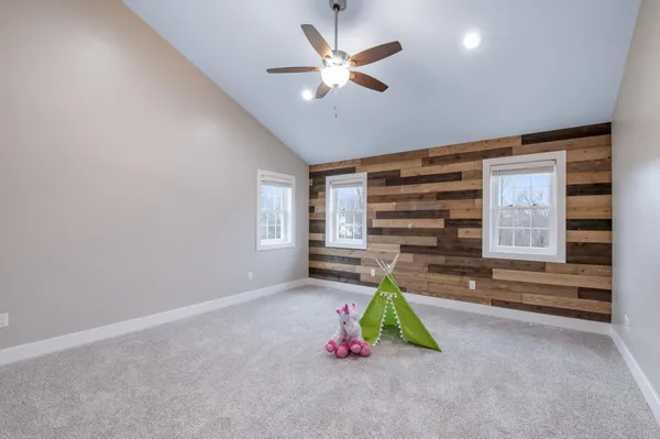 $799,900 | 657 Black Earth Drive, De Pere, WI 54115