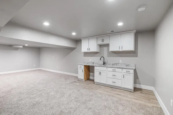 $799,900 | 657 Black Earth Drive, De Pere, WI 54115