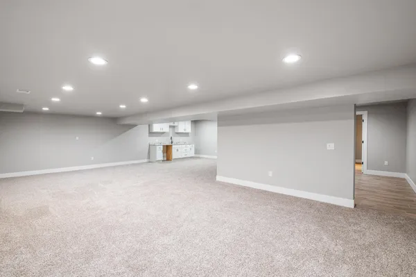 $799,900 | 657 Black Earth Drive, De Pere, WI 54115