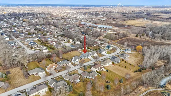 $799,900 | 657 Black Earth Drive, De Pere, WI 54115