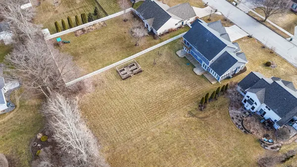 $799,900 | 657 Black Earth Drive, De Pere, WI 54115