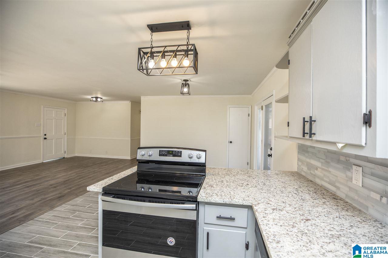 705 Milgray Lane Bessemer, AL 35022 - Photo 13 of 40