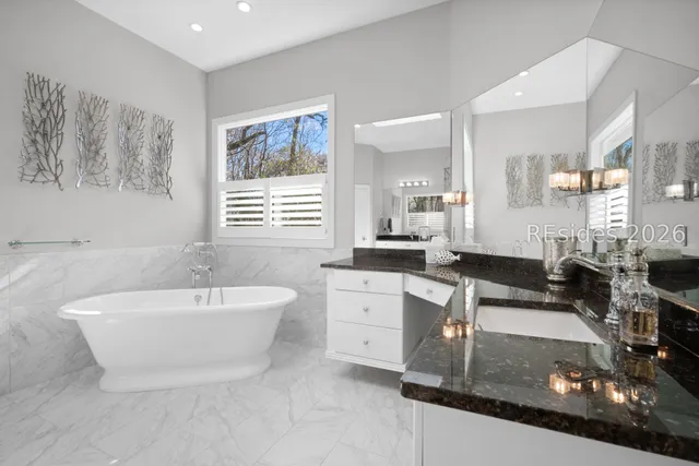 $1,100,000 | 304 Bamberg Drive, Bluffton, SC 29910