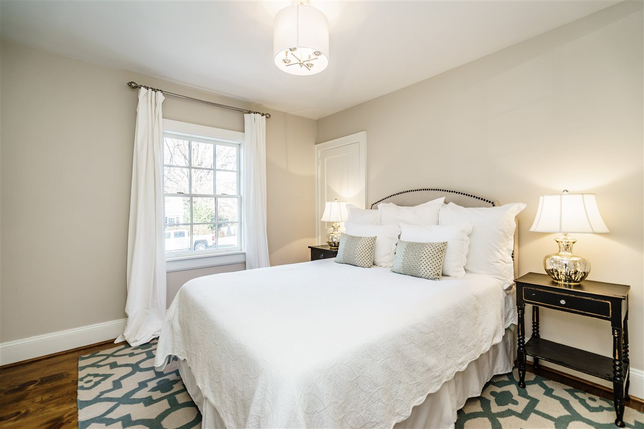 700 Kimbrough Street Raleigh, NC 27608 - Photo 10 of 25 Photo 10