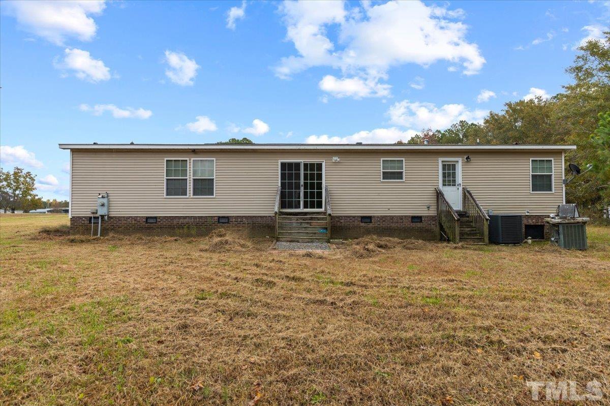 729 Powhatan Road Clayton, NC 27527 - Photo 38 of 41 Gallery Image 38