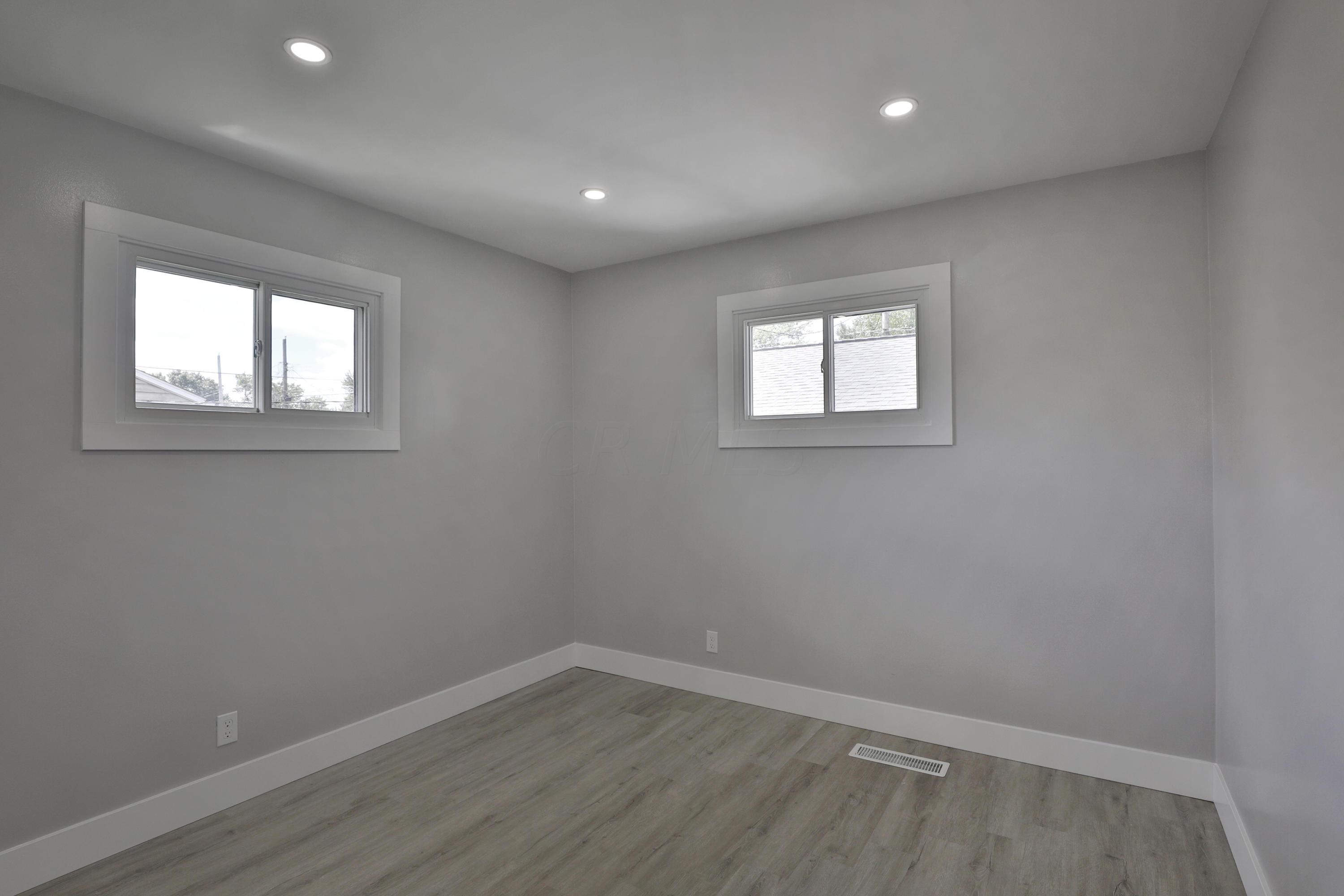 907 Demorest Road Columbus, OH 43204 - Photo 17 of 37 Gallery Image 17