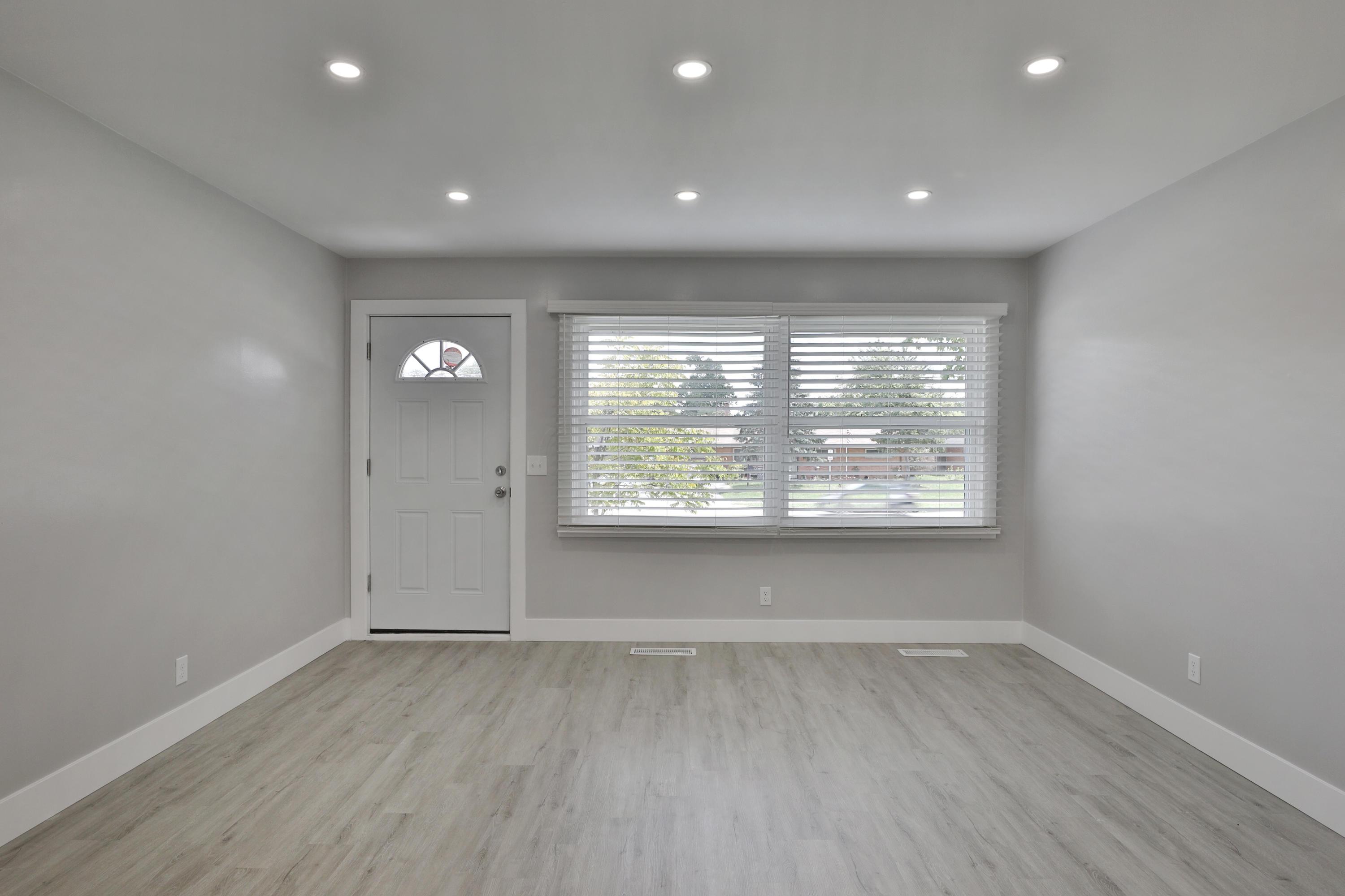 907 Demorest Road Columbus, OH 43204 - Photo 8 of 37 Gallery Image 8