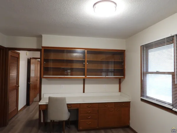 $254,900 | 718 South 9th Street, Osage City, KS 66523