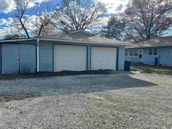 $254,900 | 718 South 9th Street, Osage City, KS 66523