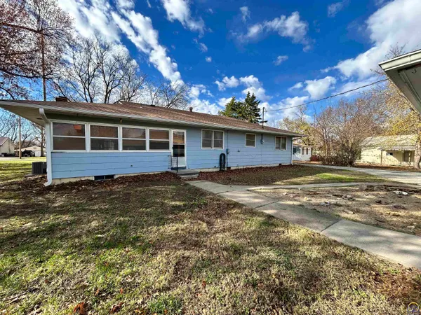 $254,900 | 718 South 9th Street, Osage City, KS 66523