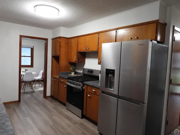 $254,900 | 718 South 9th Street, Osage City, KS 66523