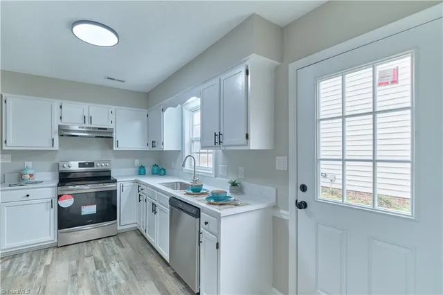 $283,500 | 4326 Garden Club Street, High Point, NC 27265