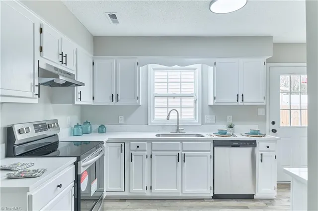 $283,500 | 4326 Garden Club Street, High Point, NC 27265