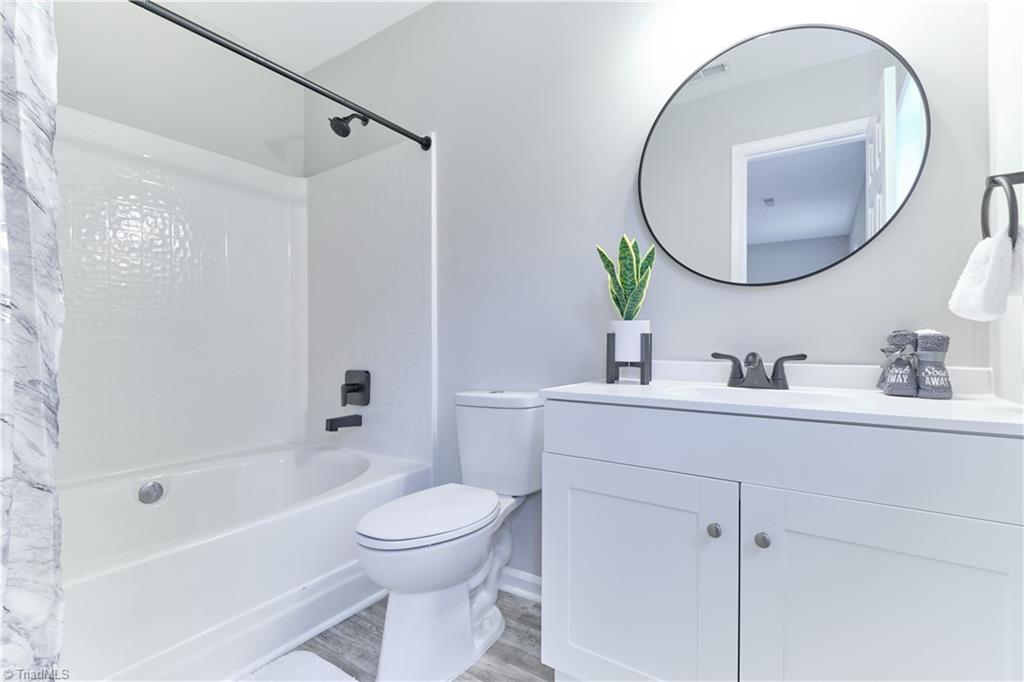 4326 Garden Club Street High Point, NC 27265 - Photo 29 of 38