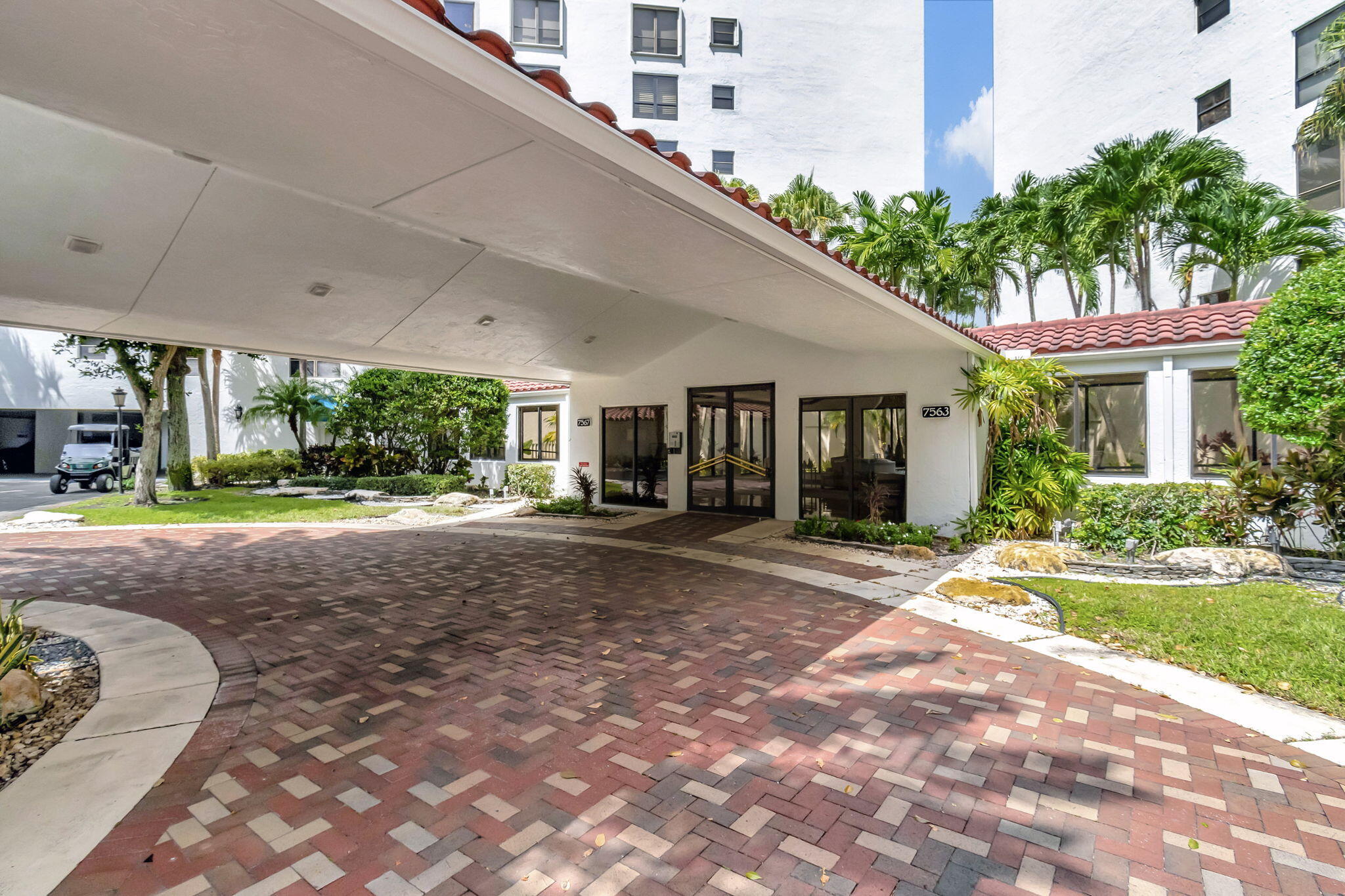 7567 Imperial Drive, Unit 602 Boca Raton, FL 33433 - Photo 2 of 44 Entry