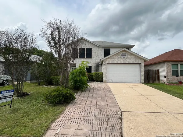 $1,650 | 6919 Heron Flats, Converse, TX 78109