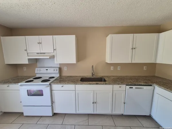 $1,650 | 6919 Heron Flats, Converse, TX 78109