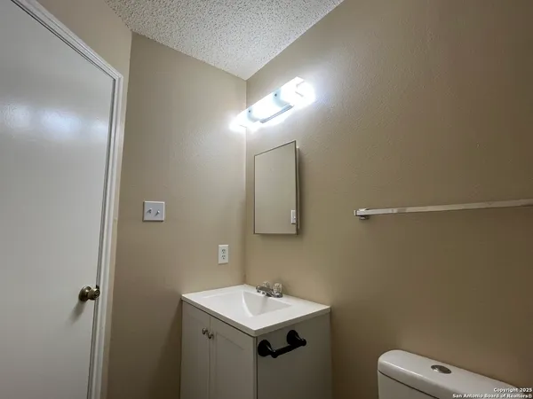 $1,650 | 6919 Heron Flats, Converse, TX 78109