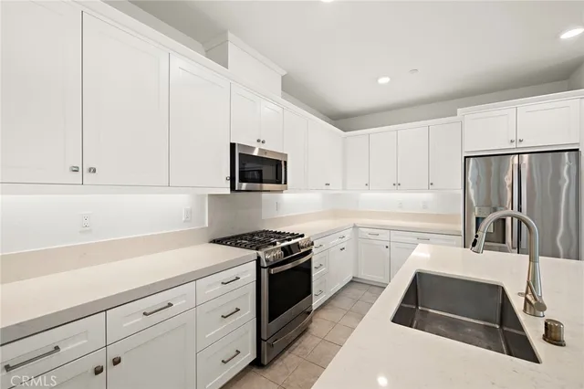 $4,700 | 214 Denali, Lake Forest, CA 92630