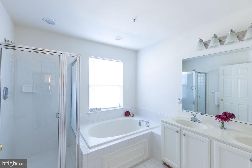 4613 Ripley Manor Terrace Olney, MD 20832 - Photo 17 of 29 Gallery Image 17
