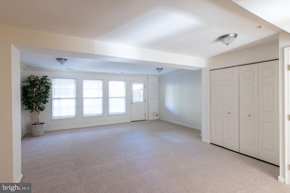 4613 Ripley Manor Terrace Olney, MD 20832 - Photo 3 of 29 Gallery Image 3