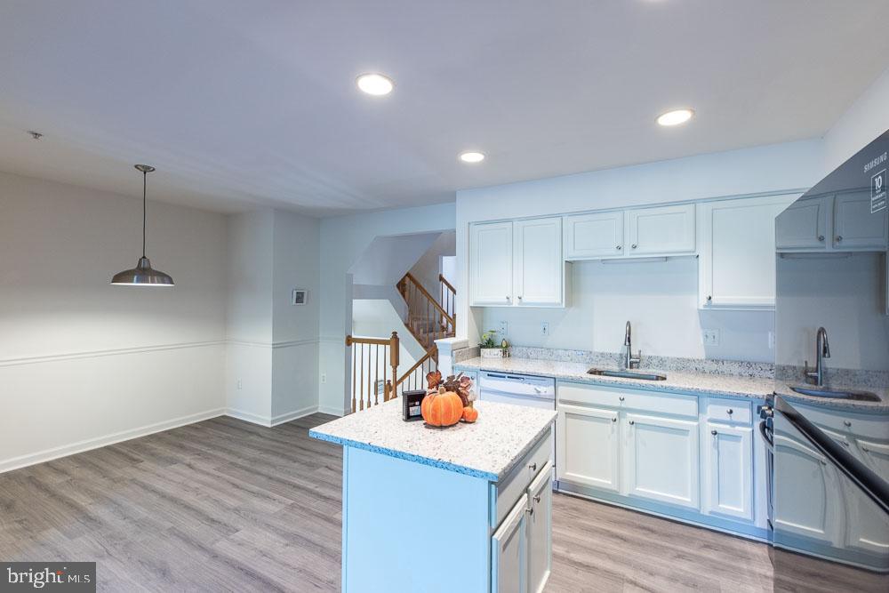 4613 Ripley Manor Terrace Olney, MD 20832 - Photo 8 of 29 Gallery Image 8