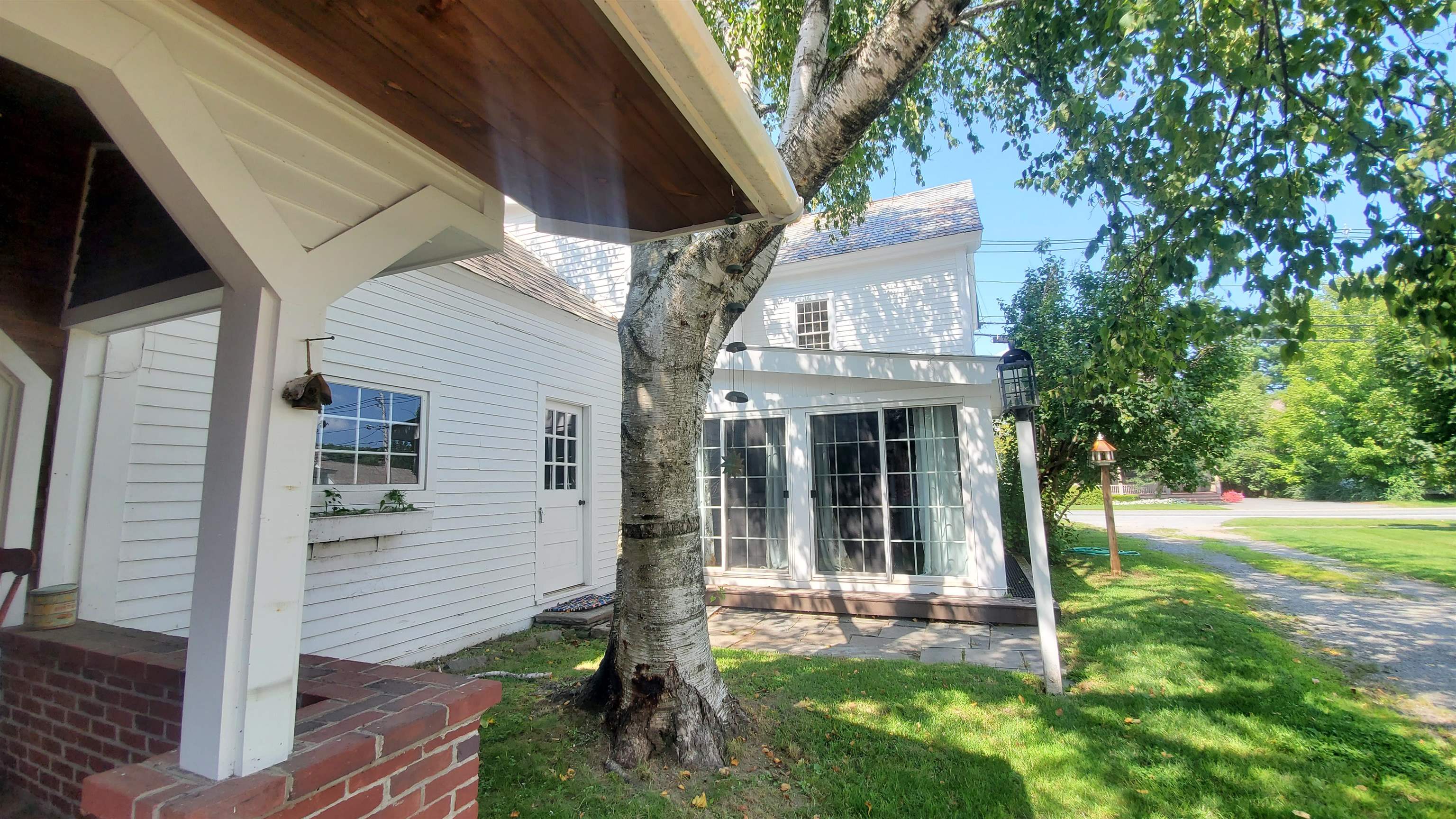 479 Main Street Chester, VT 05143 - Photo 13 of 38