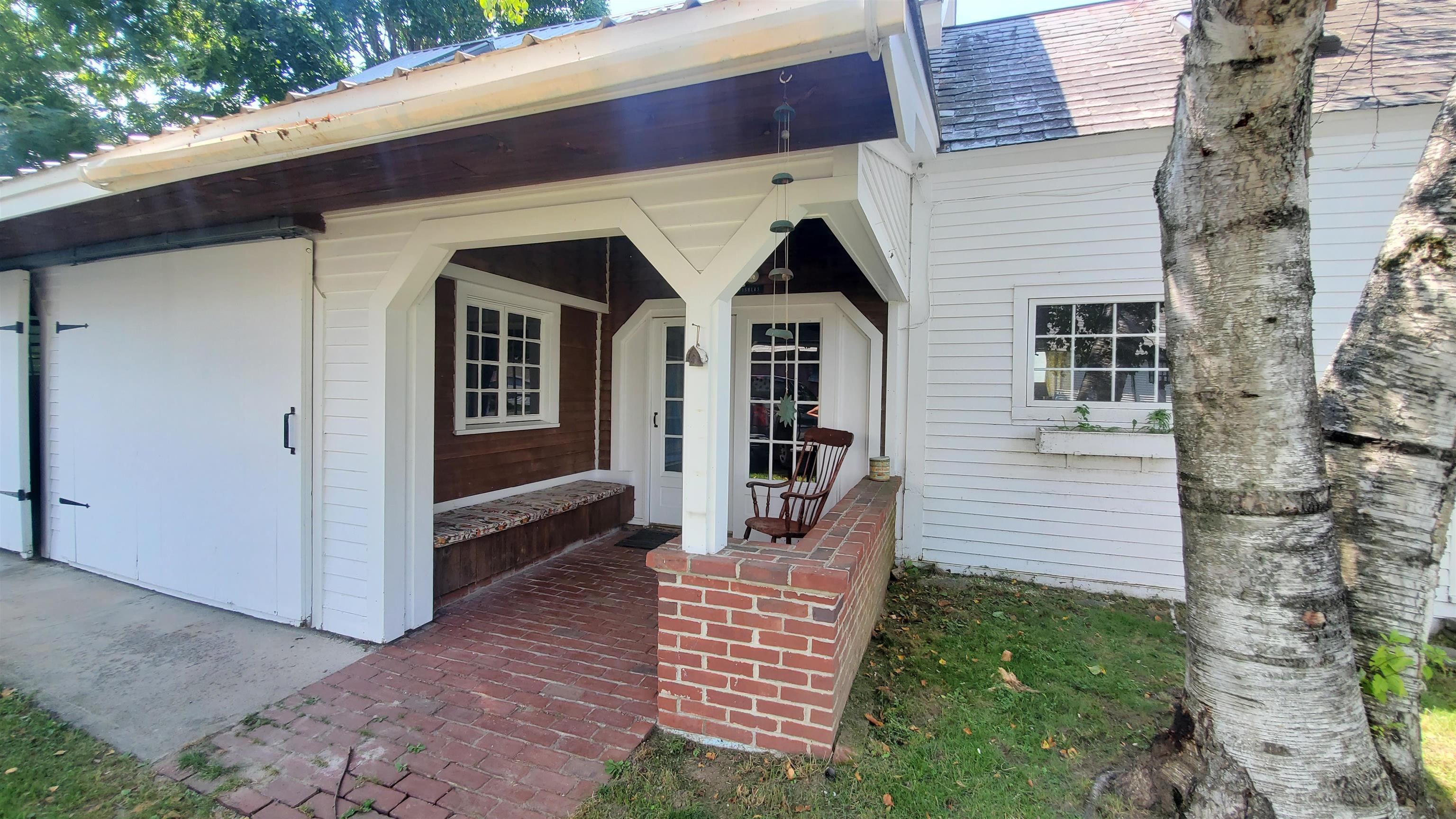 479 Main Street Chester, VT 05143 - Photo 4 of 38