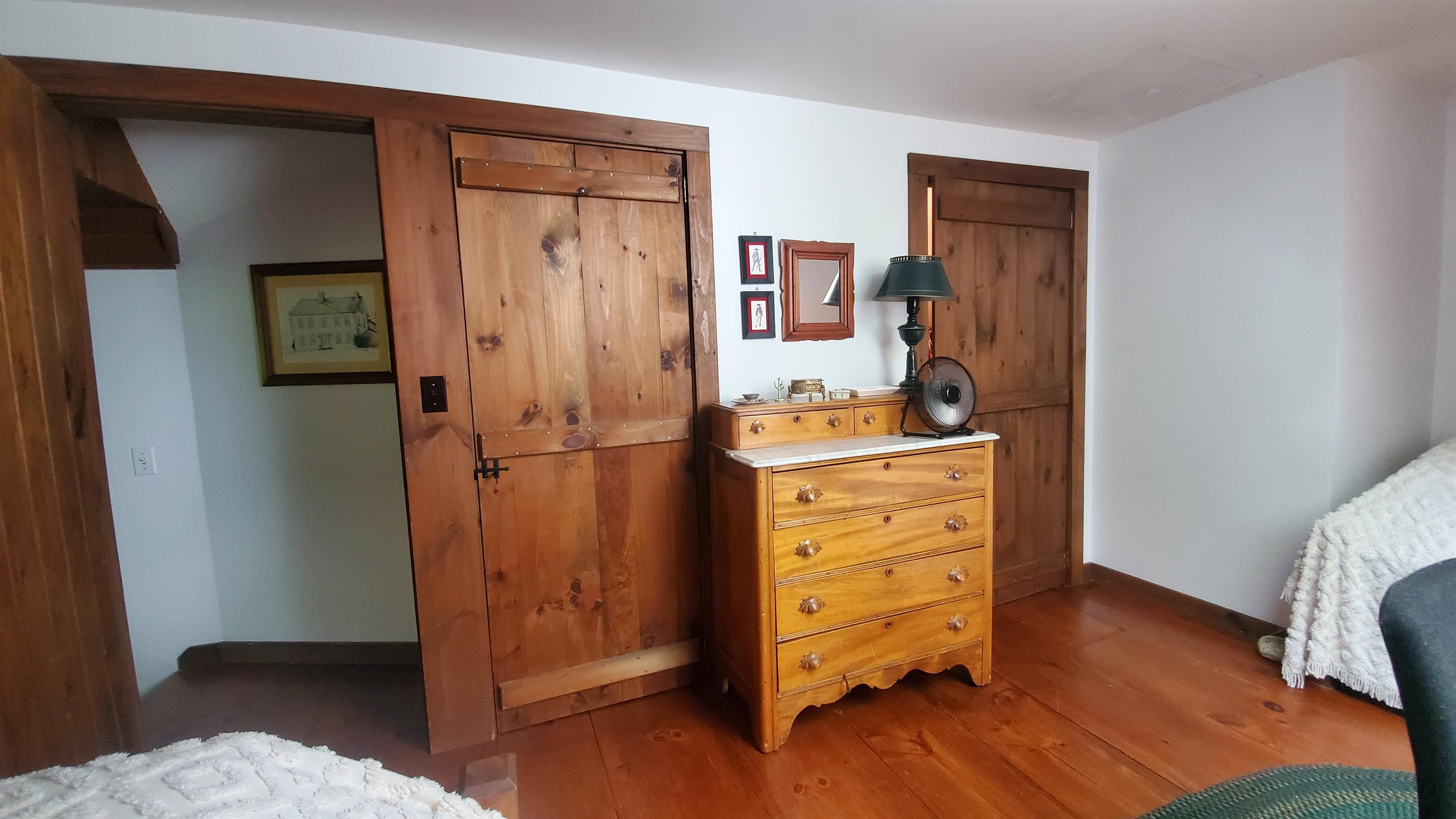 479 Main Street Chester, VT 05143 - Photo 10 of 38