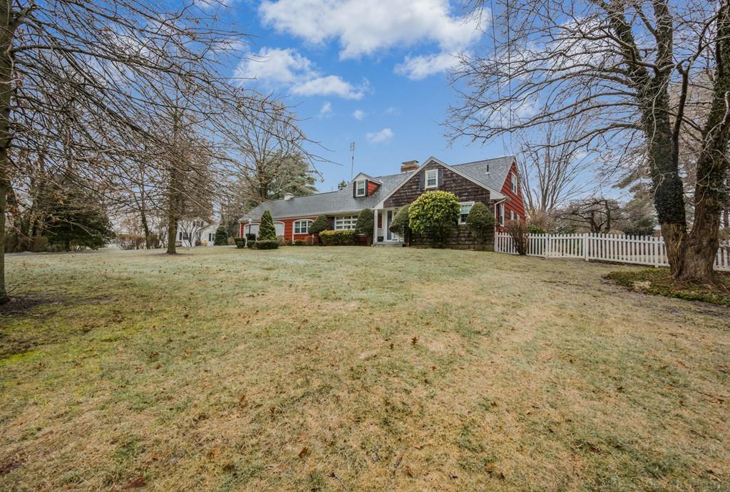 25 McGregory Road Sturbridge, MA 01566 - Photo 4 of 41