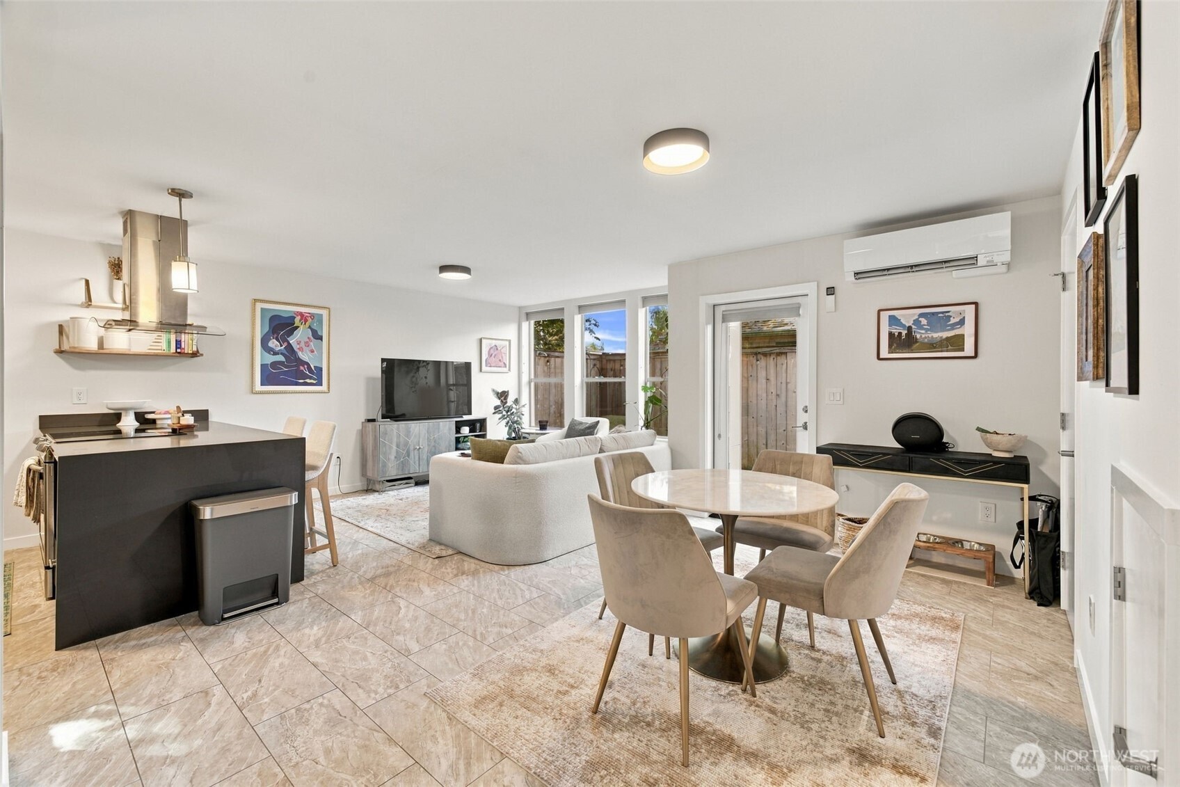 8644 Delridge Way Southwest, Unit B Seattle, WA 98106 - Photo 2 of 35 Gallery Image 2