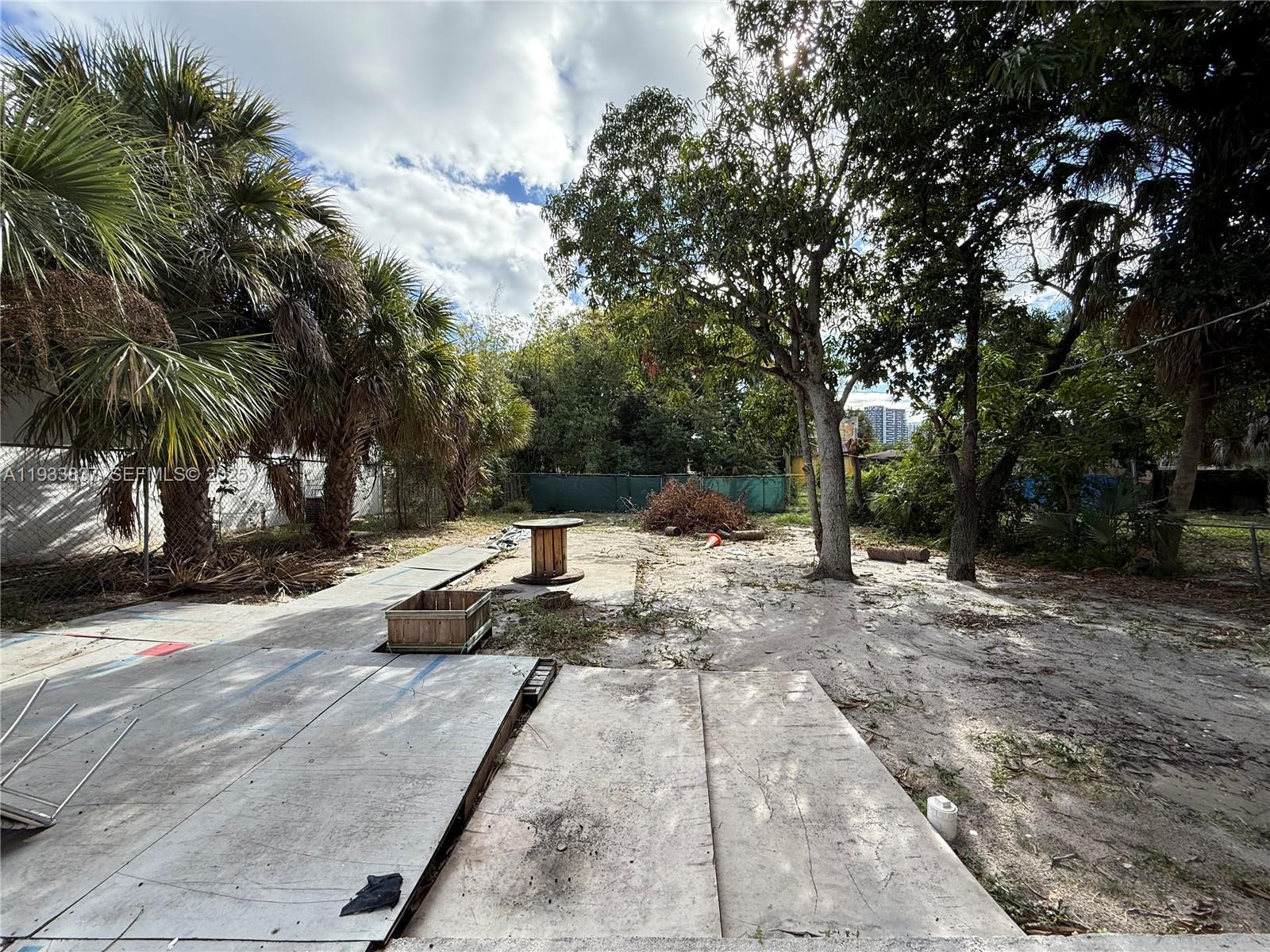 816 5th Street West Palm Beach, FL 33401 - Photo 26 of 28