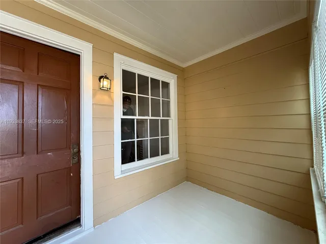 $2,100 | 816 5th Street, West Palm Beach, FL 33401