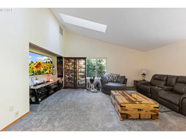 $859,000 | 6100 Teal Creek Road, Dallas, OR 97338