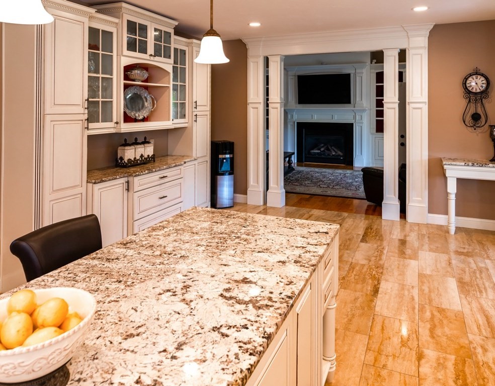 9 Quick Farm Road Westborough, MA 01581 - Photo 10 of 41 Gallery Image 10