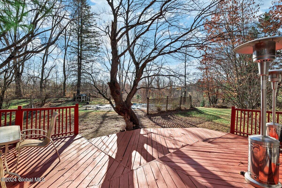 272 Shaver Road Sand Lake, NY 12196 - Photo 18 of 49 30-P1254056