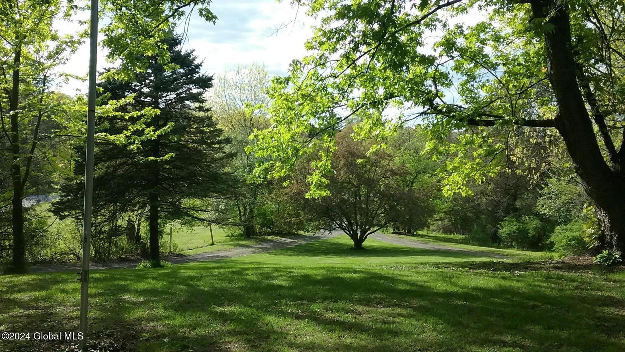 272 Shaver Road Sand Lake, NY 12196 - Photo 45 of 49 20170512_171633