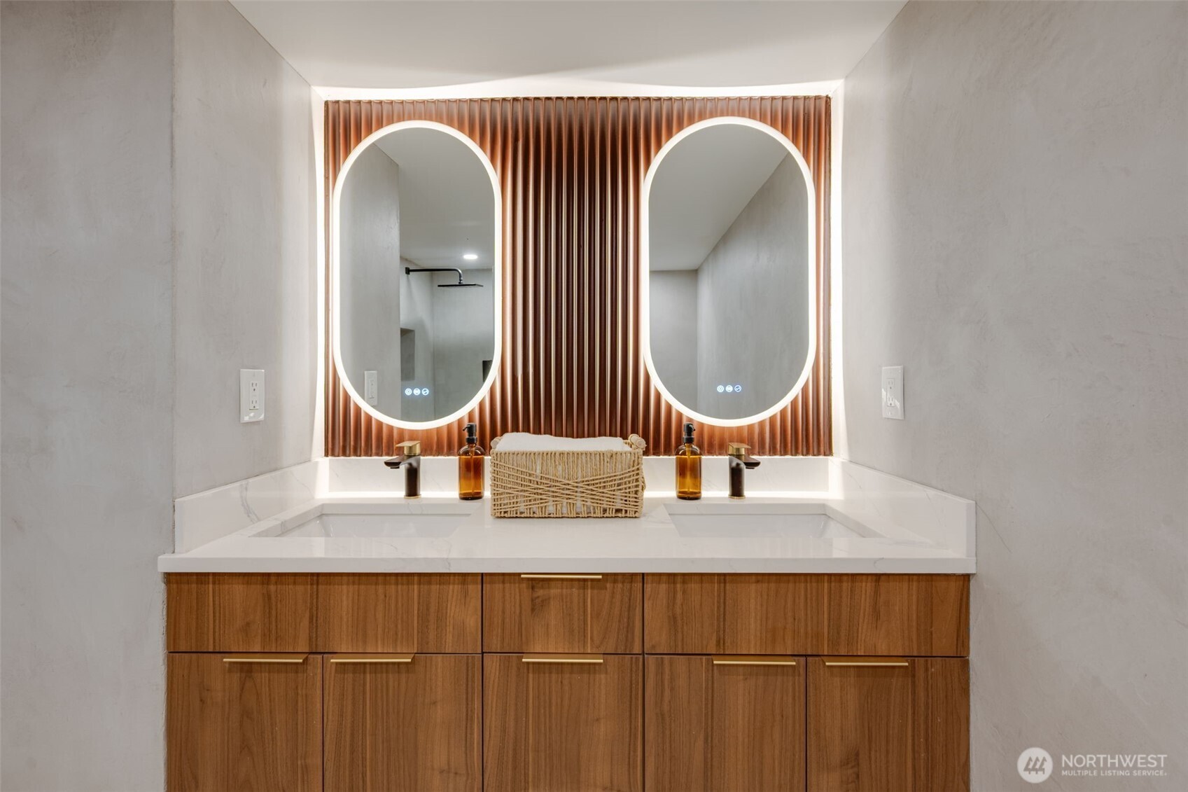 4203 5th Avenue Northwest Seattle, WA 98107 - Photo 27 of 35