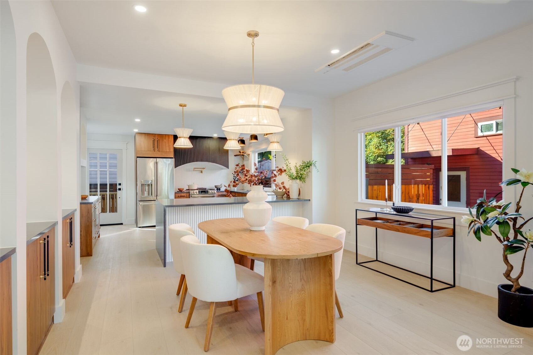 4203 5th Avenue Northwest Seattle, WA 98107 - Photo 8 of 35