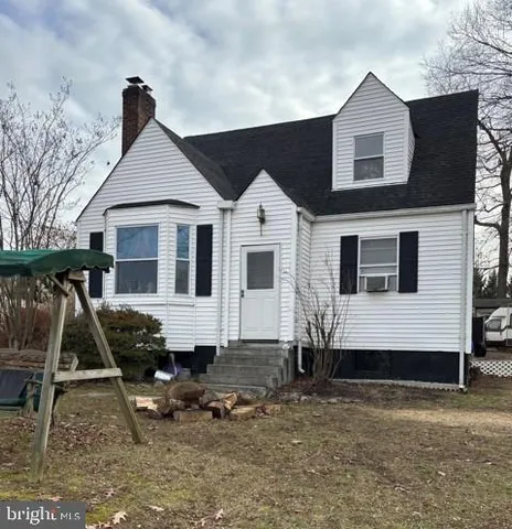 $750,000 | 13346 Regal Crest Drive, Clifton, VA 20124