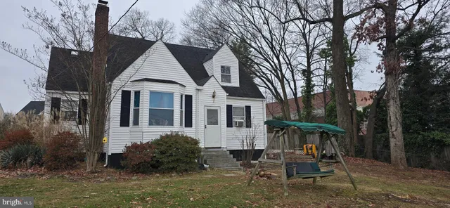 $750,000 | 13346 Regal Crest Drive, Clifton, VA 20124