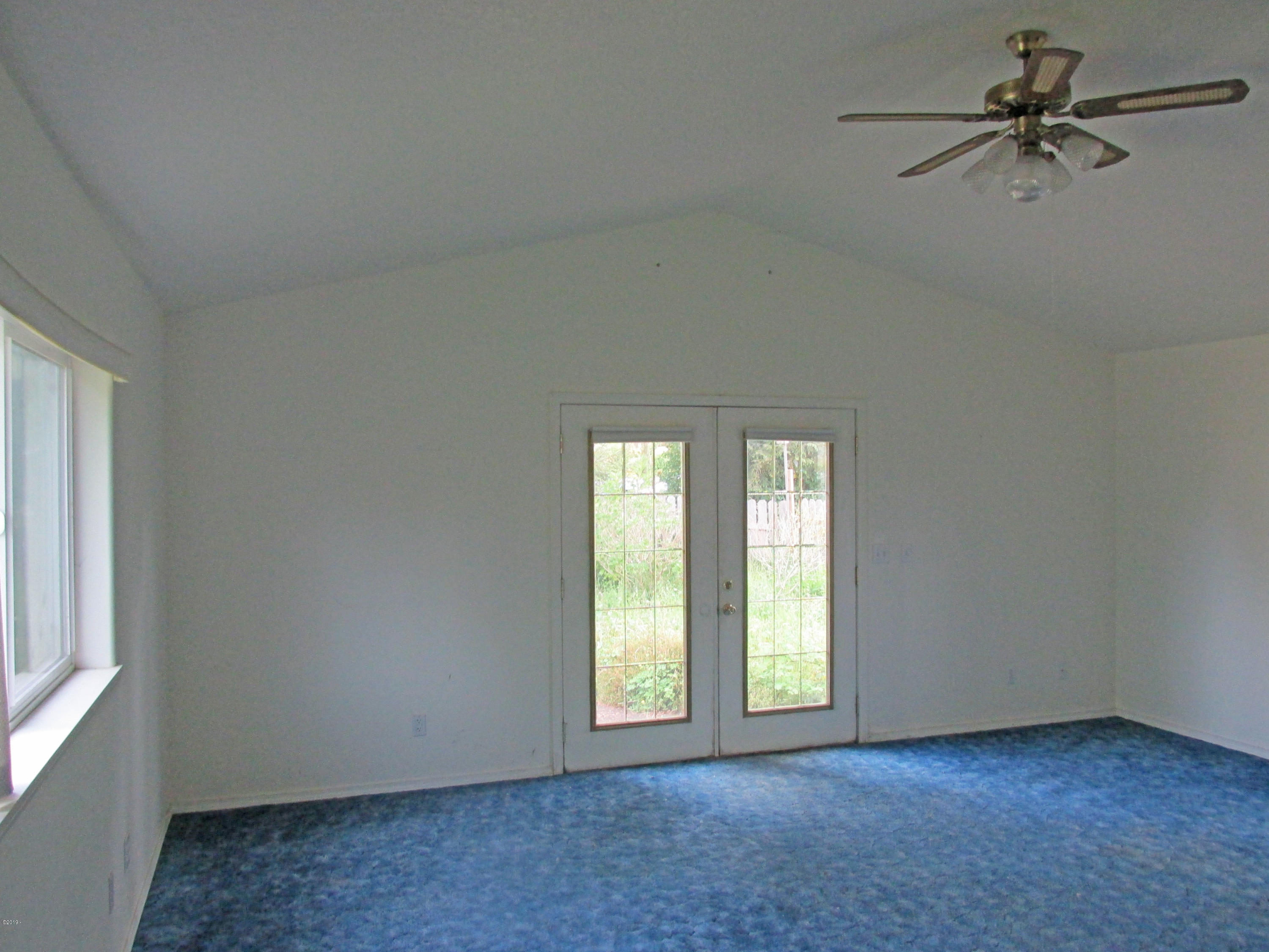 7320 Alderbrook Road Tillamook, OR 97141 - Photo 5 of 15 IMG_3795