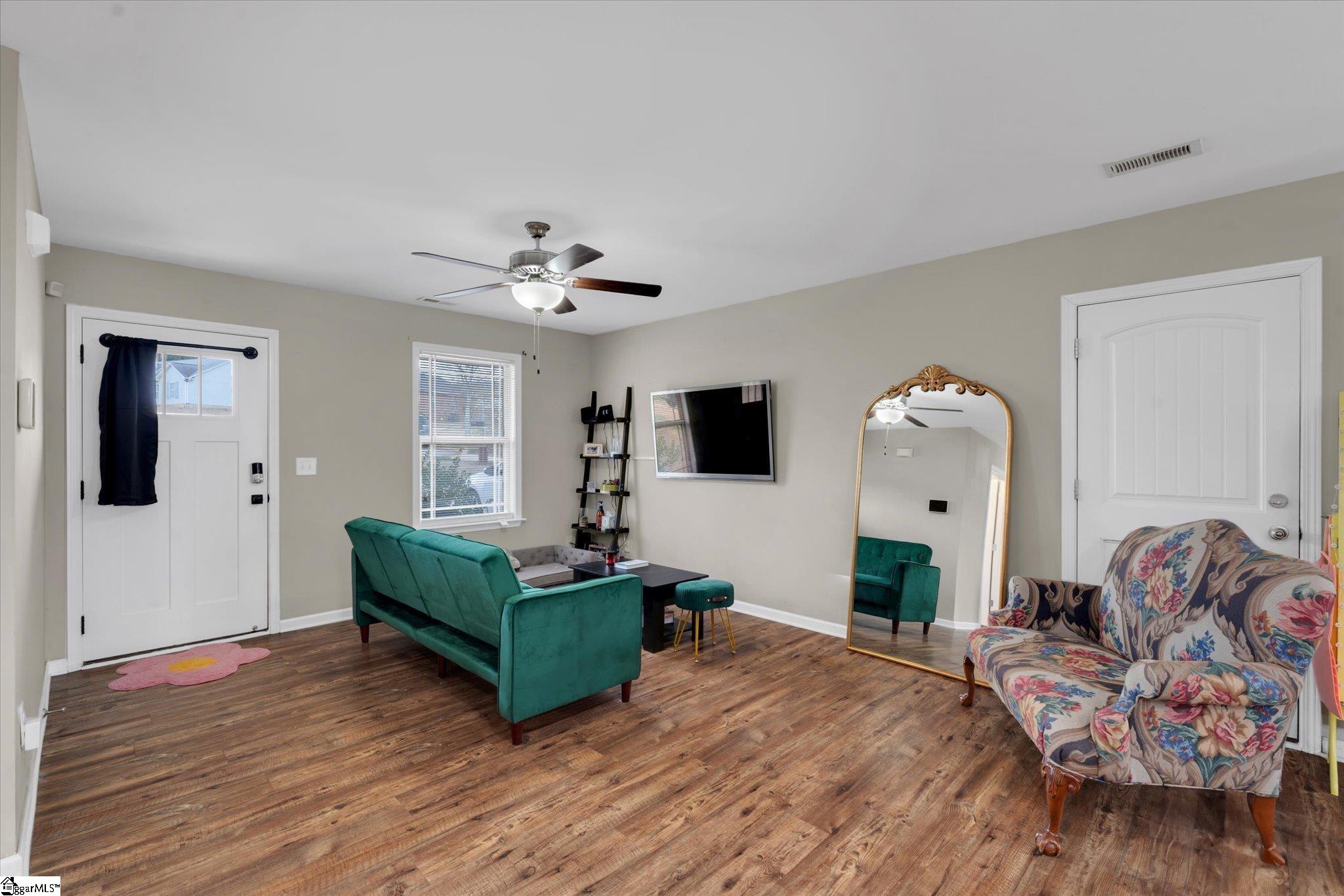430 Mt Hood Drive Inman, SC 29349 - Photo 5 of 26