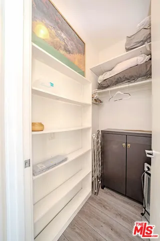 $859,000 | 3223 West 6th Street, Unit 906, Los Angeles, CA 90020