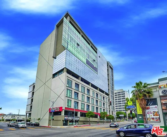 $859,000 | 3223 West 6th Street, Unit 906, Los Angeles, CA 90020